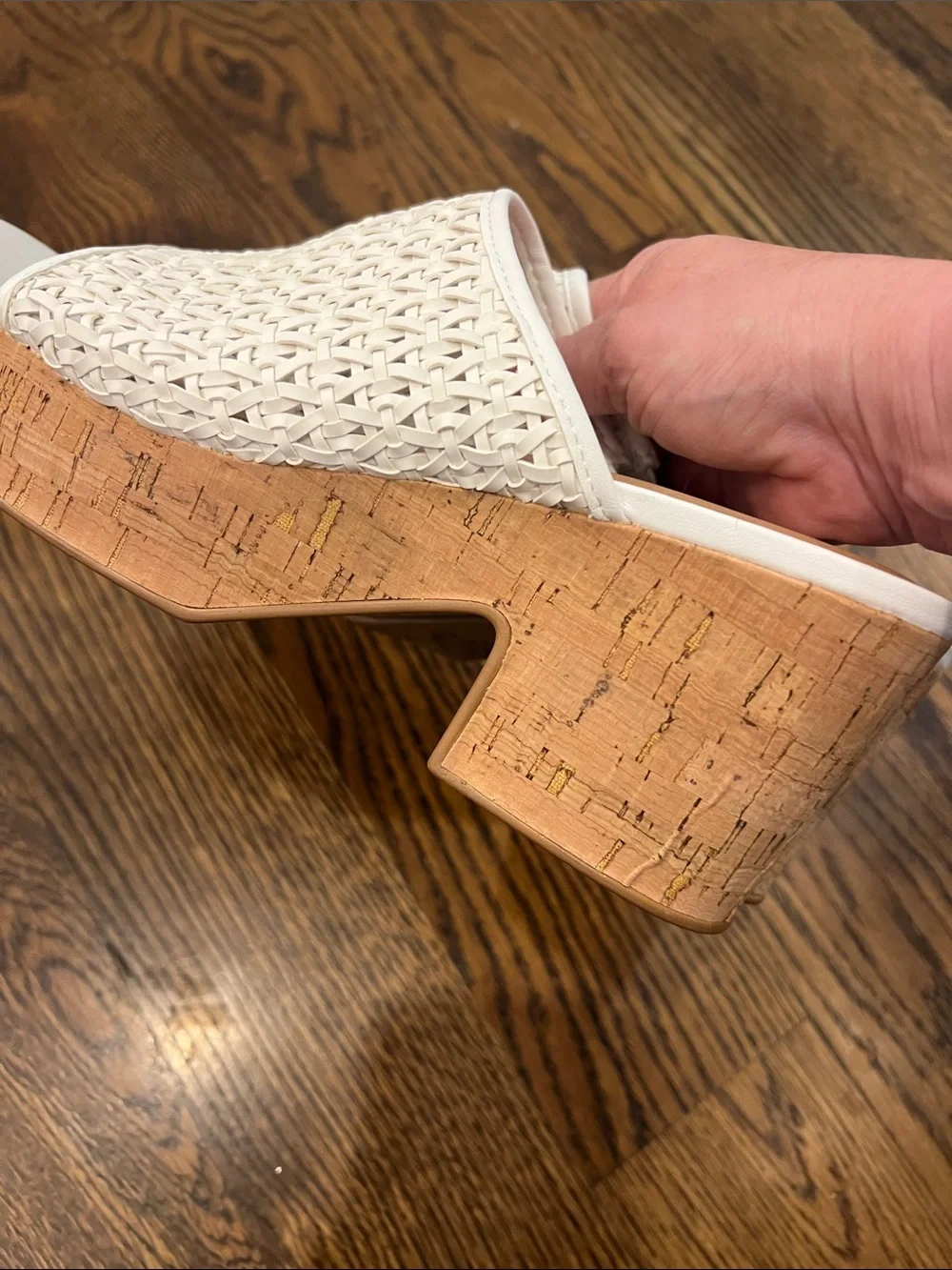NWOT Wonderly Cream Woven Platform Slide Sandals